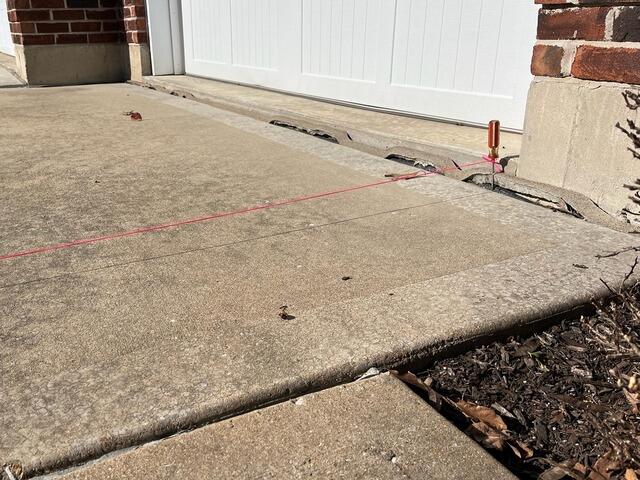 Driveway Transformation in Glen Carbon, IL - Before Photo