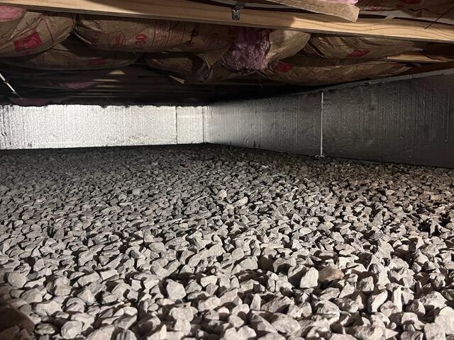 Crawl Space Encapsulation in Saint Louis, MO - Before Photo