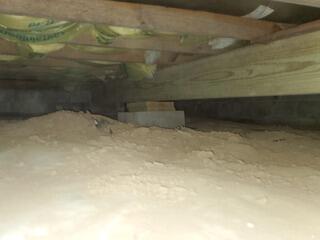 Supporting a Crawlspace in West Frankfort, IL