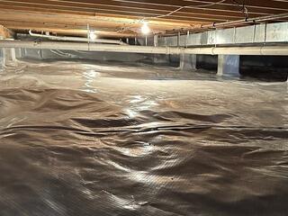 Encapsulating a Damp and Moldy Crawlspace in Tuscola, IL