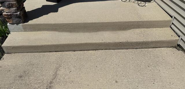 Sinking Steps Lifted in Mankato, MN - Before Photo