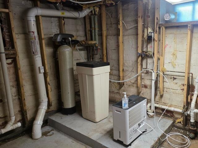 Basement Water Leaks in Grand Meadow, MN Waterproofed - Before Photo