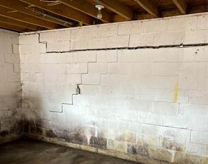 Failing Wall Gets Fixed in Tomah, WI