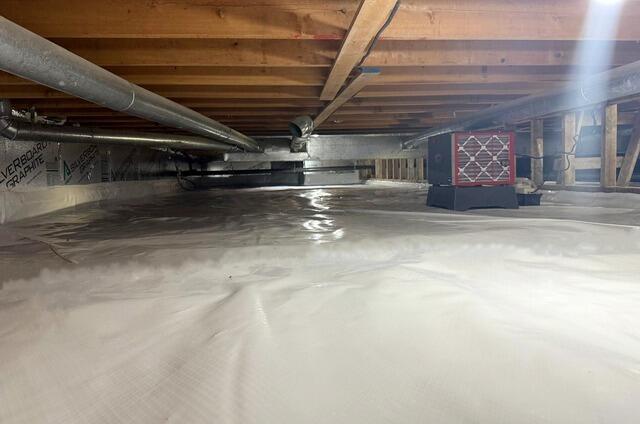 Crawl Space Encapsulation and Humidity Control in Langley, BC - After Photo