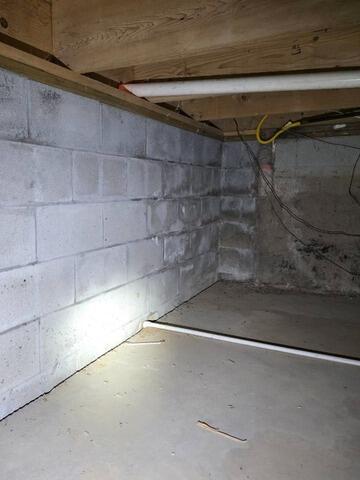 Crawl Space Insulated and Waterproofed in Pittsford, NY - Before Photo