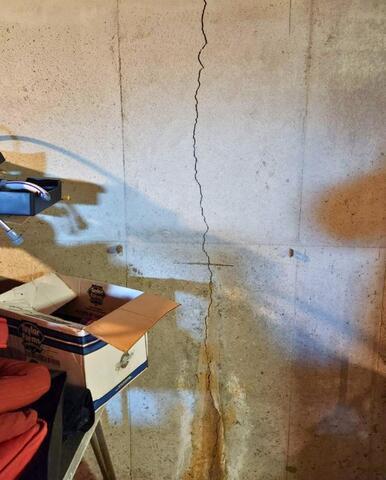 Leaking Basement Wall Crack Repaired In Derby, NY