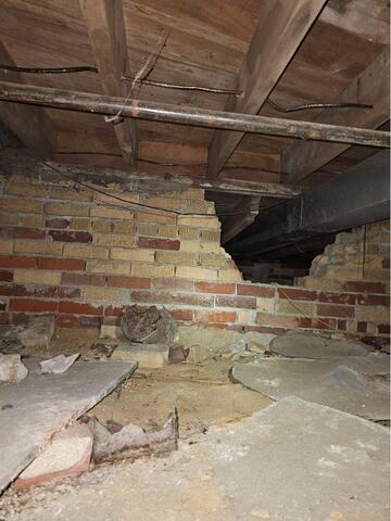 A crawlspace encapsulation success in Jasper, Indiana - Before Photo