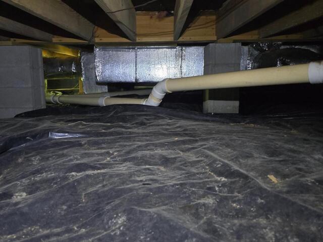 Complete Crawl Space Encapsulation in Sunbright, TN - Before Photo