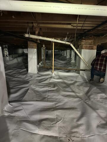 Crawl Space Encapsulation in Little Rock Protects 100-Year-Old Home from Moisture and Mold