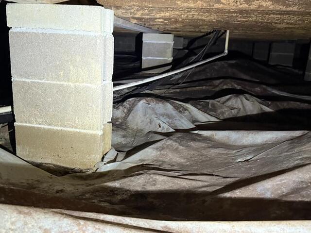 Crawl Space Encapsulation in El Dorado, AR