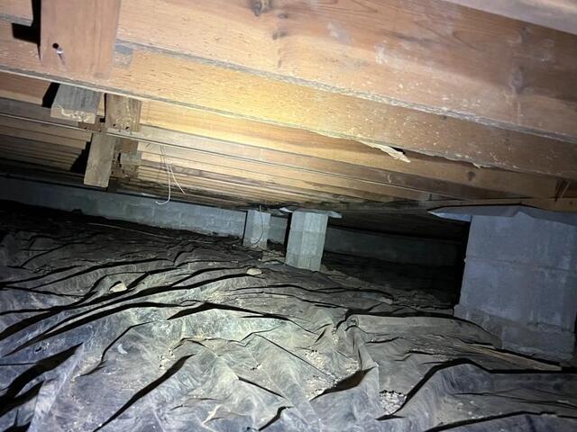 Crawl Space Encapsulation in Little Rock, AR