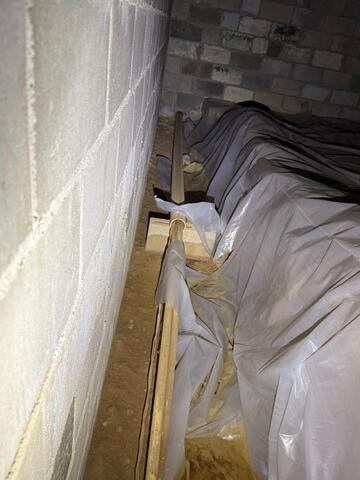 Crawl Space Repair in Leslie, AR