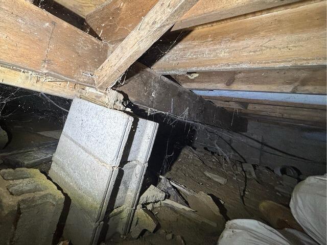 Crawl Space Support Jacks in Parkersburg, WV - Before Photo