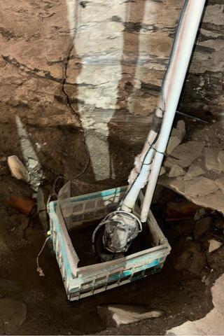 Crawl Space Waterproofing in Hanover, New Hampshire, by Matt Clark's Northern Basement Systems. - Before Photo