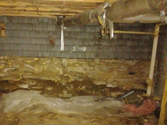Crawl Space Winterization in Littleton, New Hampshire, by Matt Clark's Northern Basement Systems. - Before Photo