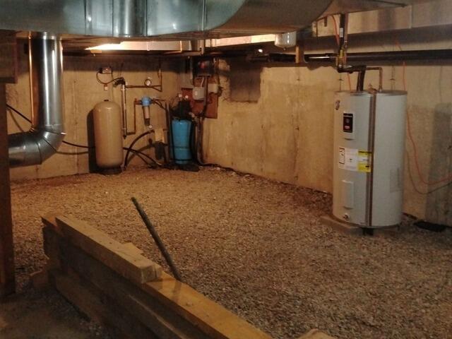 Crawl Space Encapsulation in Colchester, Vermont. | Matt Clark's Northern Basement Systems - Before Photo