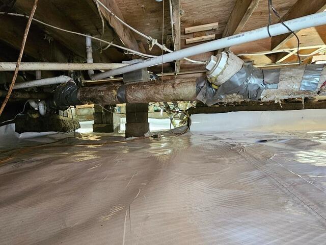 Crawl Space Encapsulation in East Dorset, Vermont | Matt Clark's Northern Basement Systems - After Photo