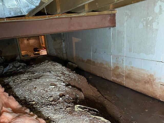 Crawlspace Encapsulation- Amherst, NS