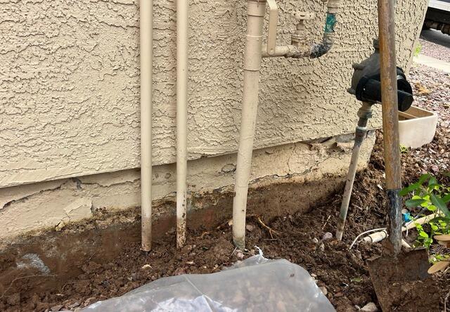 Gilbert, AZ Stem Wall Repair for Horizontal Cracking and Concrete Deterioration - Before Photo