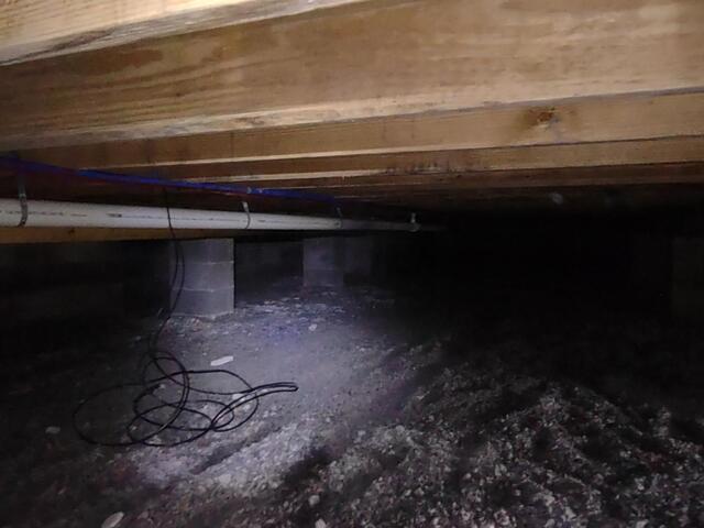 Crawl Space Encapsulation Contractor in Junction City, Kentucky - Before Photo