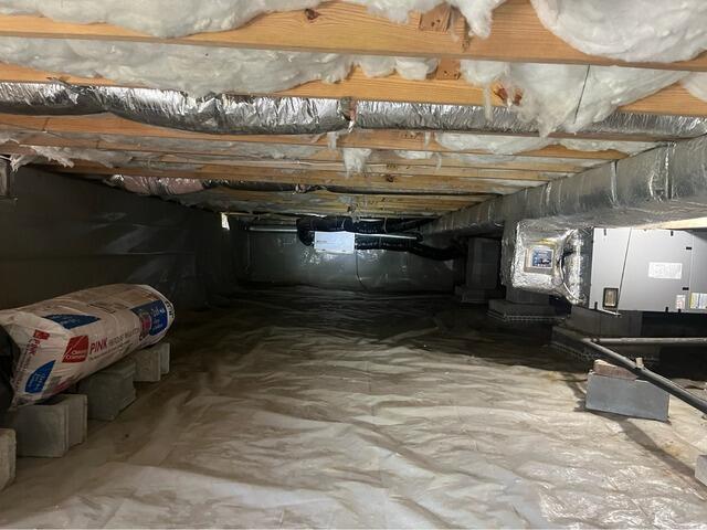 Crawl Space Repairs in Nicholasville, KY - Before Photo