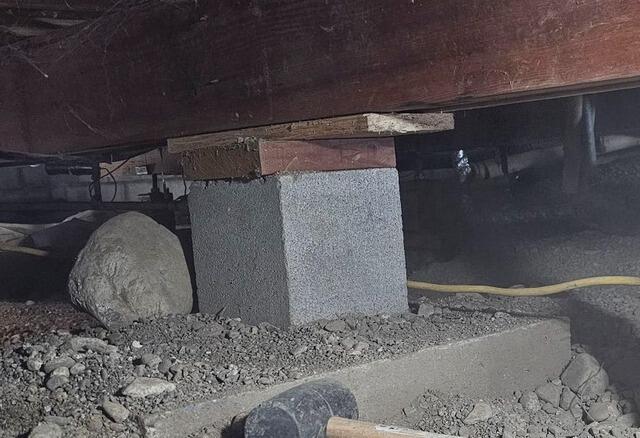 Sagging, Sloping Floors In Post Falls, ID - Before Photo