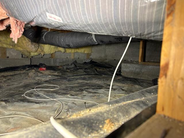 Water in the Crawl Space in Eagle, ID - Before Photo