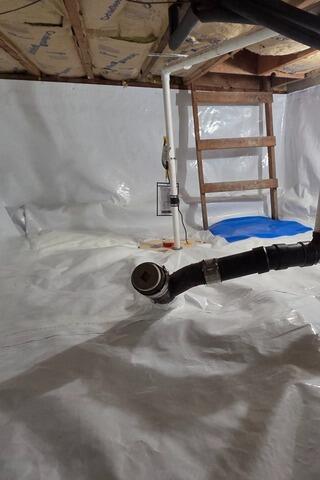 Nasty, Dirty Crawl Space in Anchorage, AK