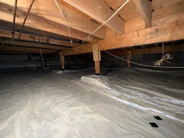 Musty Crawl Space in Juneau, AK - Before Photo