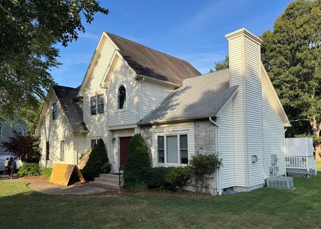 Roof Replacement in Waterford, CT - Before Photo