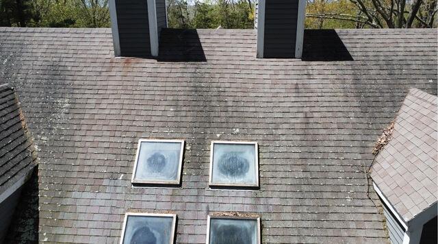 Roof Replacement in Essex, CT - Before Photo