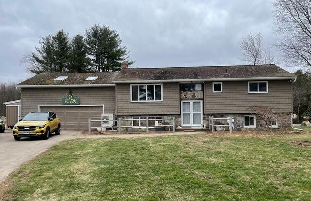 Roof Replacement in Columbia, CT - Before Photo