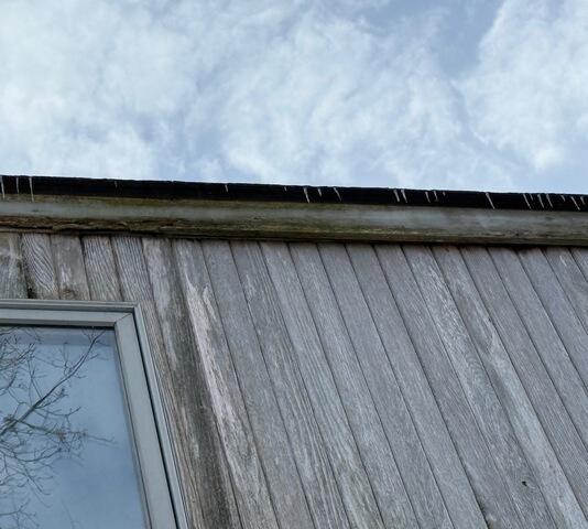 Gutter Replacement in Boxford, MA - Before Photo