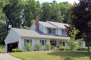 Professional Roof Replacement in Manchester, CT