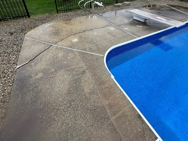 Cracking Pool Deck Repair in Beford, NH