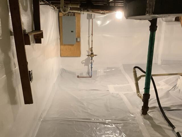 Grading and Encapsulating a Crawl Space in Manchester, NH - After Photo