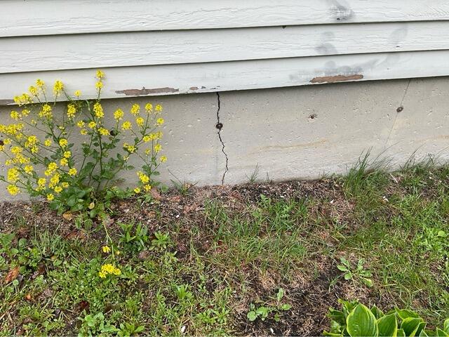 Settling Home Repair in Auburn, NH - Before Photo