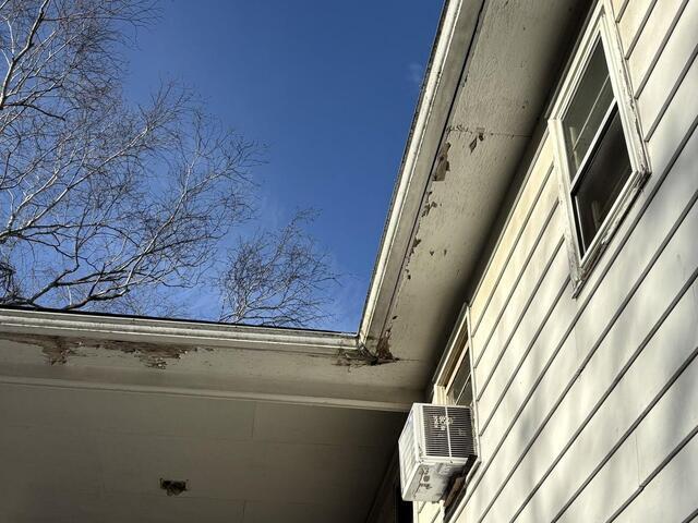 Vinyl Siding Installation in Watertown, CT - Before Photo