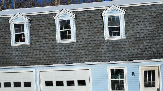 Roof Replacement in Woodbury, CT - Before Photo