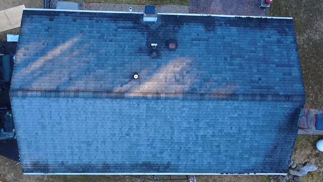 Ridgefield, CT Roof Replacment - Before Photo