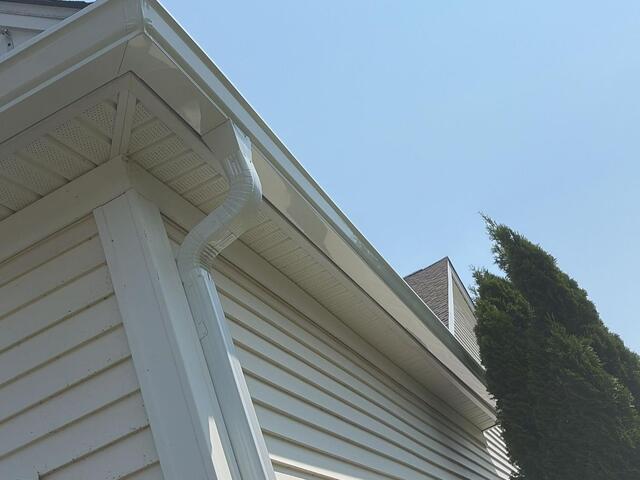 Gutter Installation in Oxford, CT - After Photo