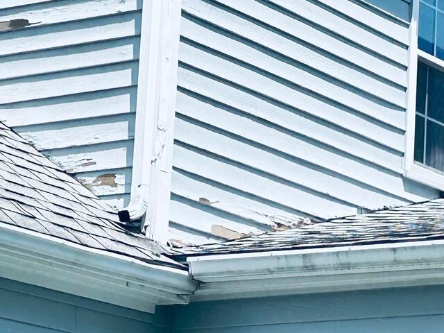 Wallingford, CT Roof Replacement - Before Photo