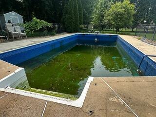 Leak Test & Liner Change in Holmdel, NJ
