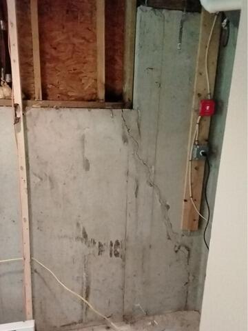 Repairing a Wall Crack in New Windsor, NY - Before Photo