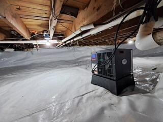 Eliminating the Odors Inside a Dirt Crawl Space in Saugerties, NY