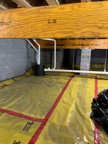 Basement waterproofing in Springdale, AR - Before Photo
