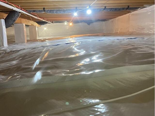 Crawl Space Encapsulation & Moisture Control in Brownstown, IN