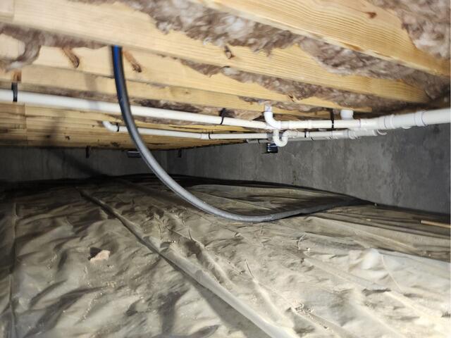 CleanSpace Encapsulation in Vinton, Virginia Crawl Space - Before Photo