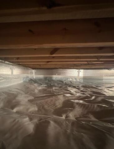 Crawl space encapsulation in Franklin, WV