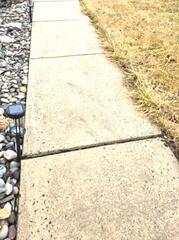 Sidewalk lifting in Middletown, MD
